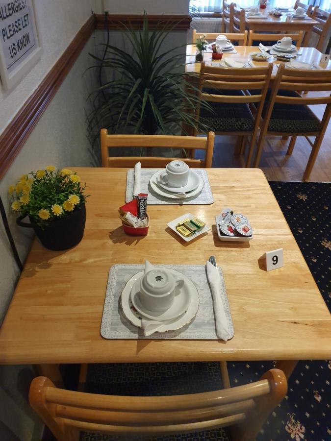 Golden Sands Hotel - St Chad'S Road Blackpool Dış mekan fotoğraf