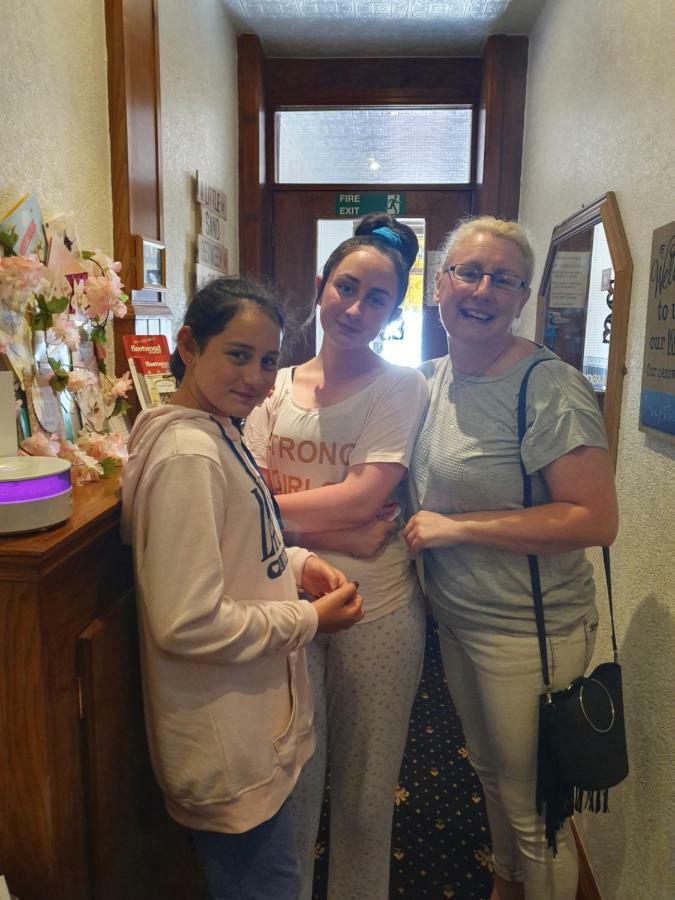 Golden Sands Hotel - St Chad'S Road Blackpool Dış mekan fotoğraf